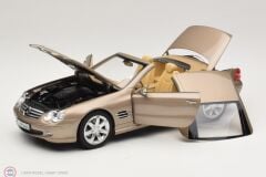 1:18 Norev 2003 Mercedes Benz SL500 R230 Travertine Beige