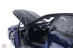 1:18 Minichamps 2024 BMW i7 M70 (G70) - BLUE METALLICBLACK METALLIC