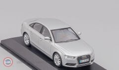 1:43 Minichamps 2011 AUDI A4 Limousine Facelift