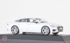 1:43 Minichamps 2017 AUDI A7 Sportback