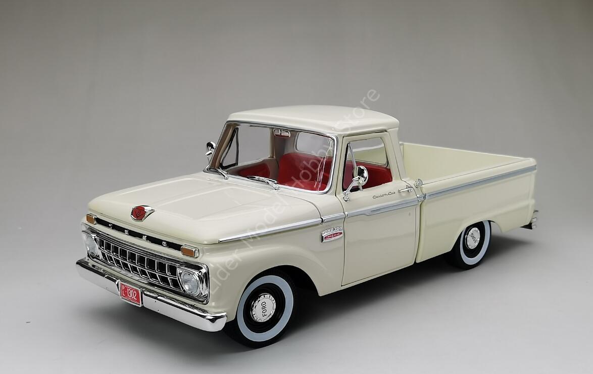 1:18 1965 Ford F-100 Custom Cab Pickup