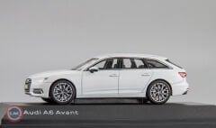 1:43 Minichamps 2018 AUDI A6 Avant