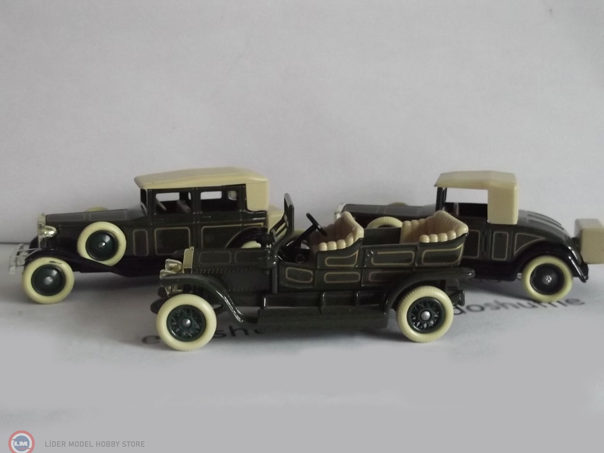 1:43 Days Gone Vintage Rolls Royce Collection 3lü Set