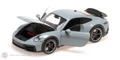 1:18 Minichamps 2022 Porsche 911 DAKAR