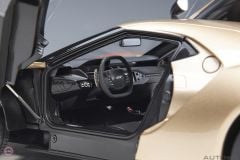 1:18 2022 Ford GT 2022 Alan Mann Heritage Edition (Alan Mann Red)