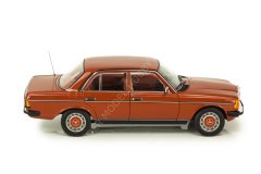 1:18 1980 Mercedes Benz 200 (W123)