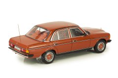 1:18 1980 Mercedes Benz 200 (W123)