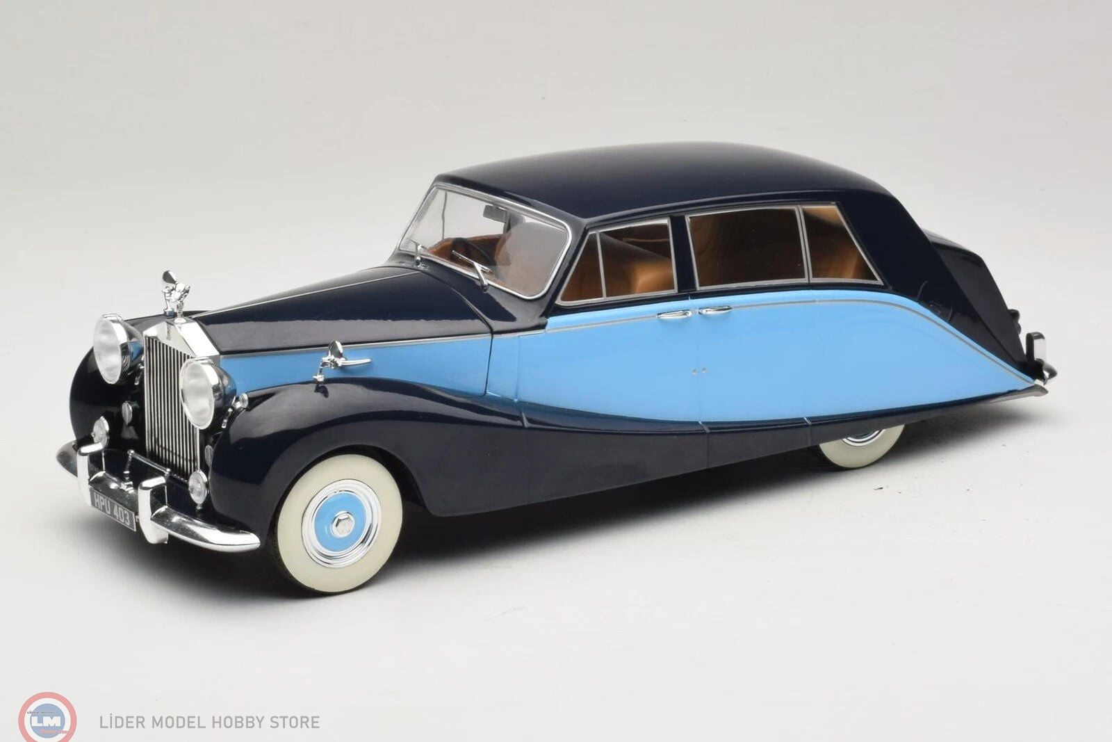 1:18 MCG 1956 Rolls Royce Silver Wraith Empress by Hooper