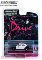 1:64 2001 Ford Crown Victoria Police Interceptor - Drive (2011)