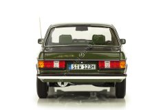 1:18 1980 Mercedes Benz 200 (W123)