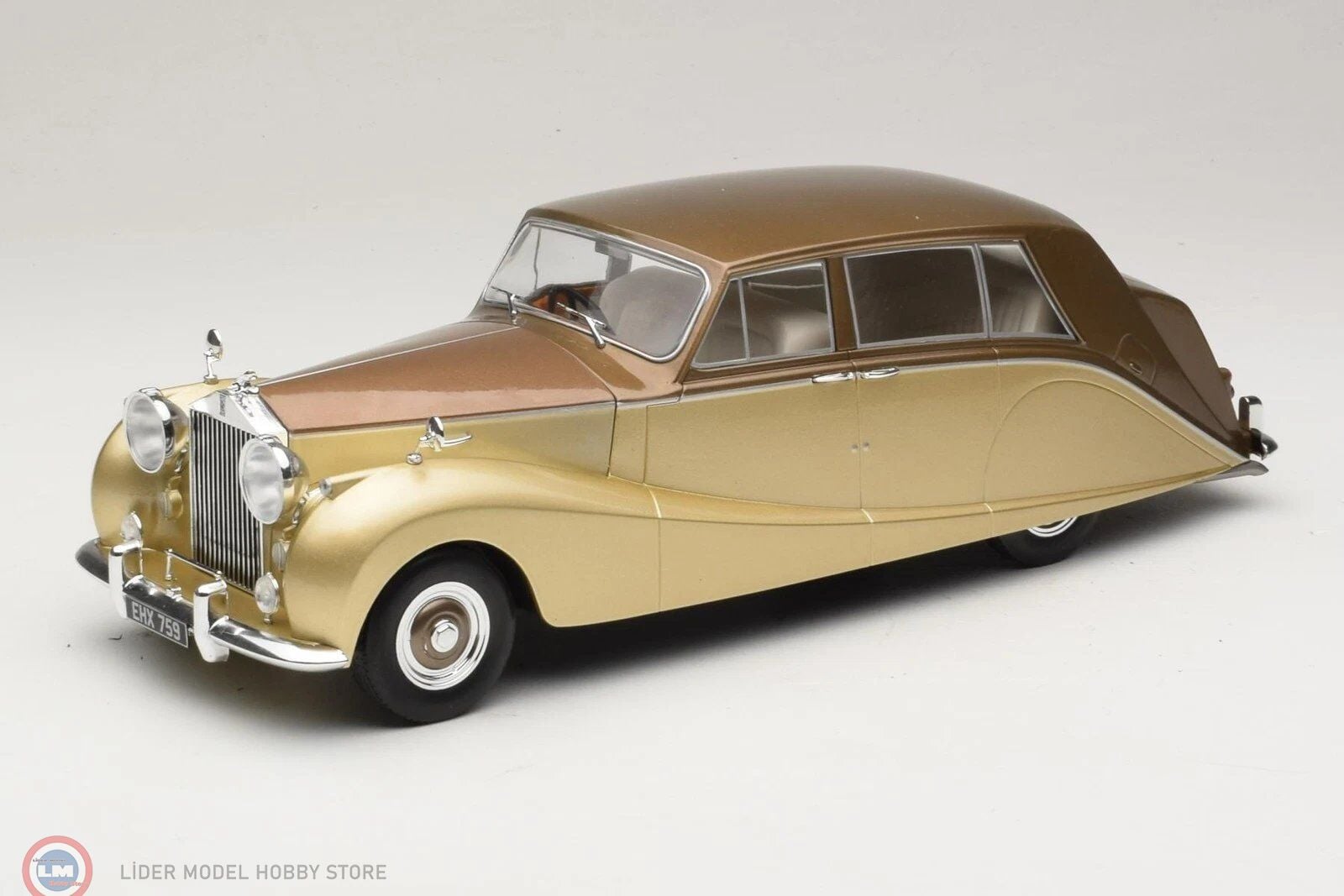 1:18 MCG 1956 Rolls Royce Silver Wraith Empress by Hooper