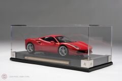 1:18 Amalgam Ferrari 488 GTB