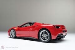 1:18 Amalgam Ferrari 488 Spider