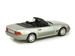 1:18 1989 Mercedes Benz 500 SL R129