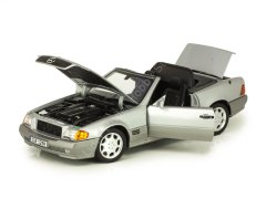 1:18 1989 Mercedes Benz 500 SL R129