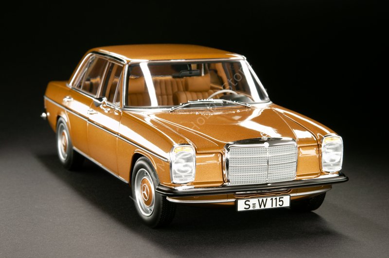 1:18 1968 Mercedes Benz 200 W114/W115