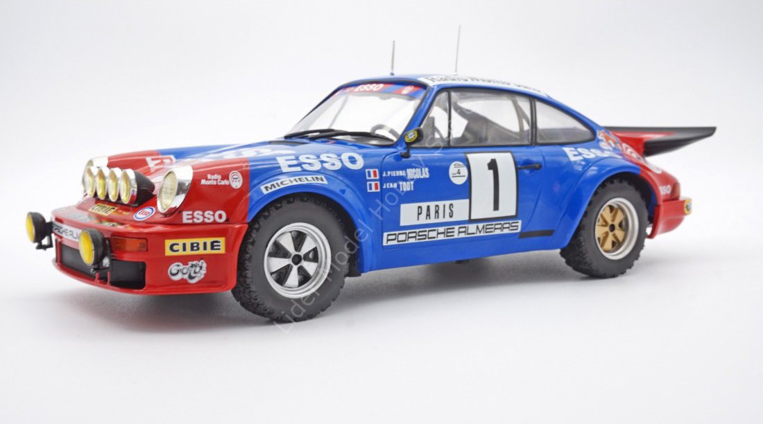 1:18 1979 Porsche 911 Carrera RS #1