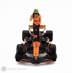 1:24 Burago Mclaren MCL38 #4 LANDO NORRIS 2024 with figure
