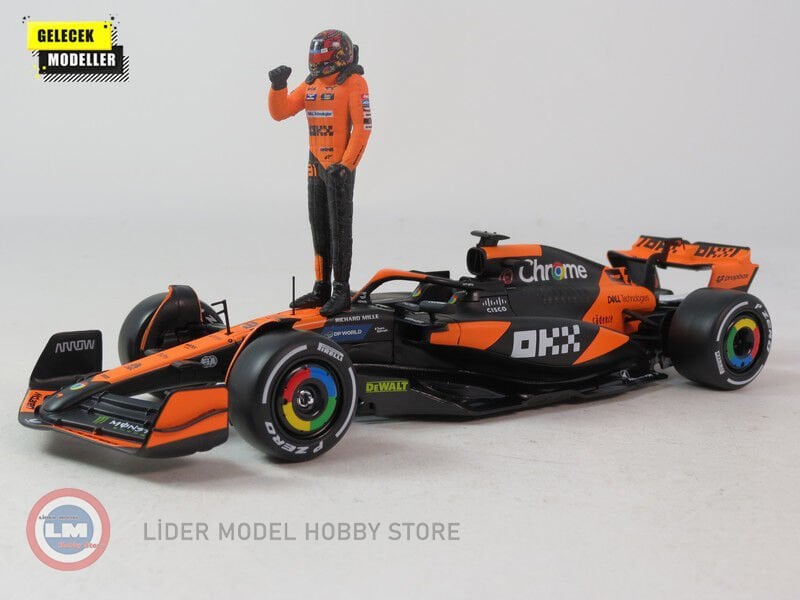 1:24 Burago Mclaren MCL38 #81 OSCAR PIASTRI 2024 with figure