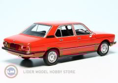 1:43 Maxichamps 1972 BMW 520