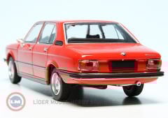 1:43 Maxichamps 1972 BMW 520