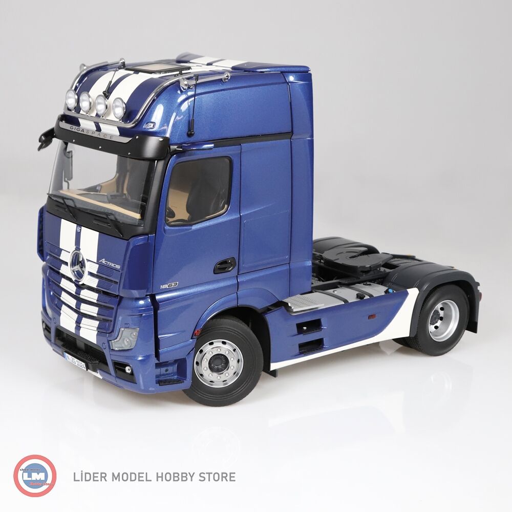 1:18 NZG Mercedes Benz Actros Giga Space 4x2 blue with stripes