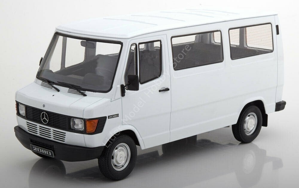 1:18 KK Scale 1988 Mercedes Benz 207/208 D Bus