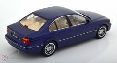 1:18 KK Scale 1995 BMW 5 serisi 540i E39 Sedan