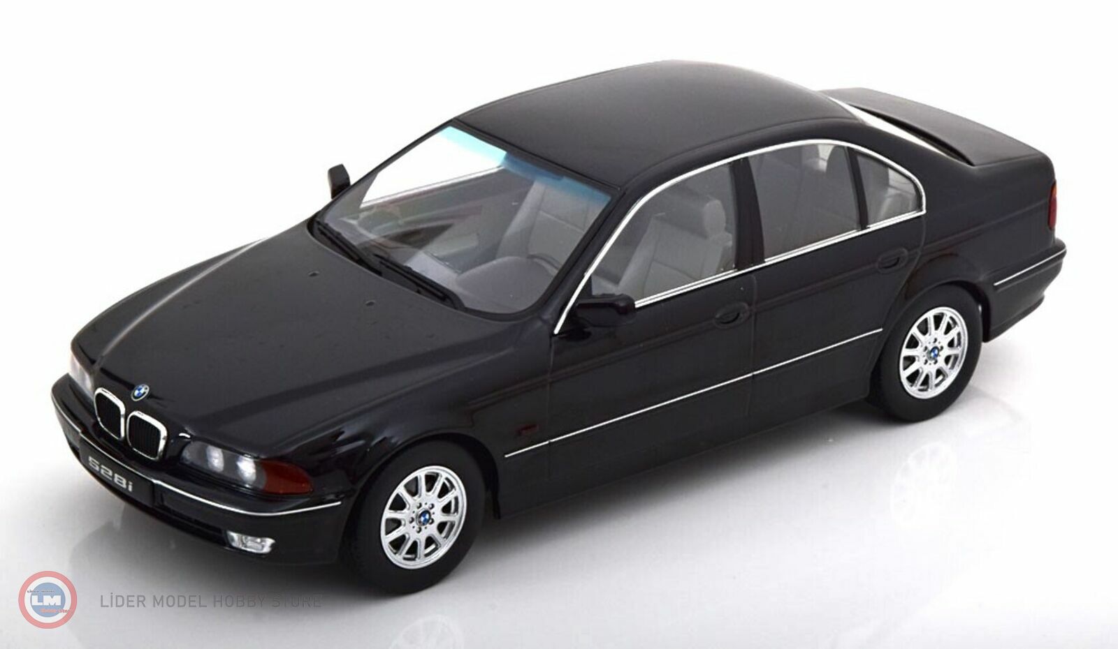 1:18 KK Scale 1995 BMW 5 serisi 528i E39 Sedan