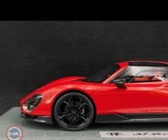 1:18 BBR Alfa Romeo 33 Stradale - Arancione