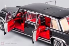 1:18 1966 Mercedes Benz 600 Pullman W100