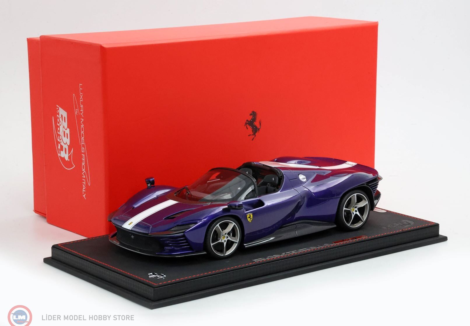 1:18 BBR 2022 Ferrari SP3 Daytona open roof Purple Dino