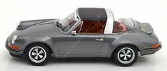 1:18 1984 Porsche Singer 911 Targa