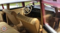 1:18 1966 Mercedes Benz 200 Universal W110