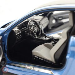 1:18 Paragon 2014 BMW M4 F82