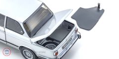 1:18 1972 BMW 2002 Tii