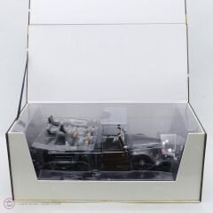 1:18 Signature 1938 Mercedes Benz G4 6x6 With Figures