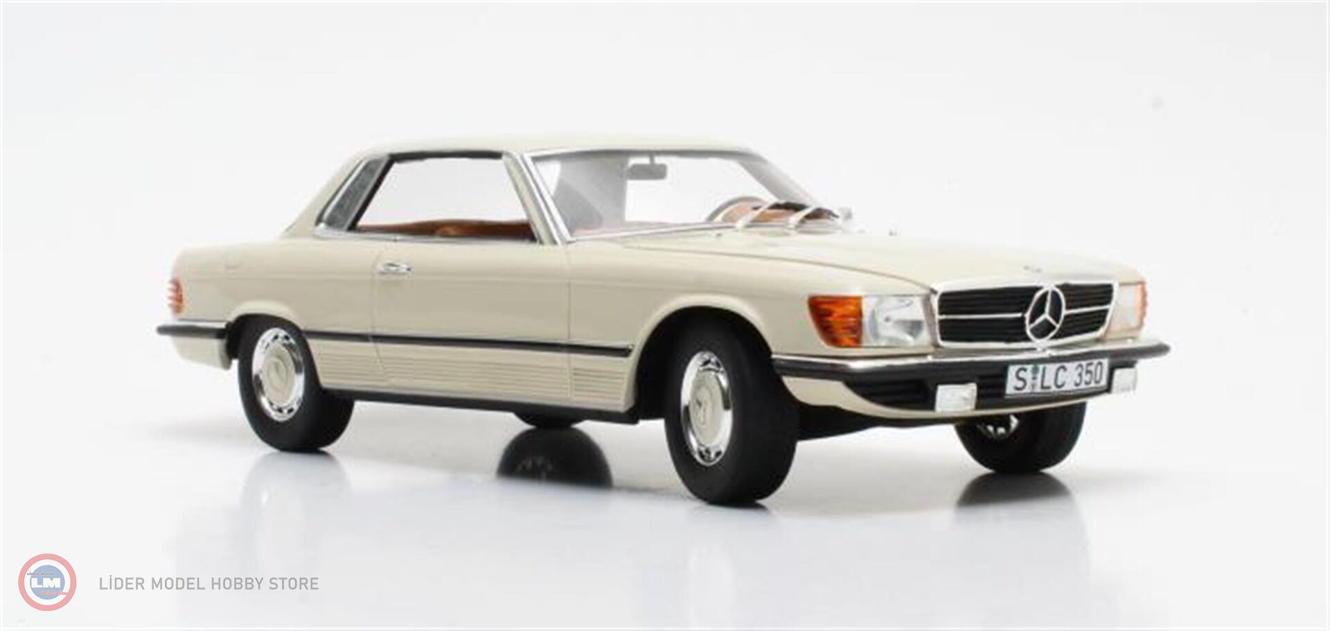 1:18 1973 Mercedes Benz SL Class SLC350 C107 Coupe