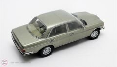 1:18 1976 Mercedes Benz E Class 280E W123