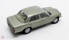 1:18 1976 Mercedes Benz E Class 280E W123