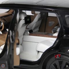 1:18 LCD Model 2022 Land Rover Range Rover SV Serenity Black