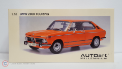 1:18 1973 BMW 2000 Touring E6