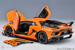 Autoart - 1:18 2018 Lamborghini Aventador SVJ (ARANCIO ATLASPEARL