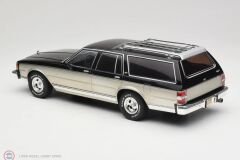 1:18 MCG 1985 Chevrolet Caprice Estate Wagon Silver/Black