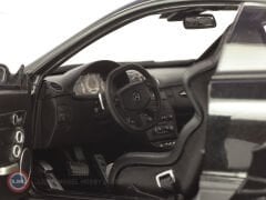1:18 Kyosho 2002 Mercedes Benz CLK AMG DTM Coupe