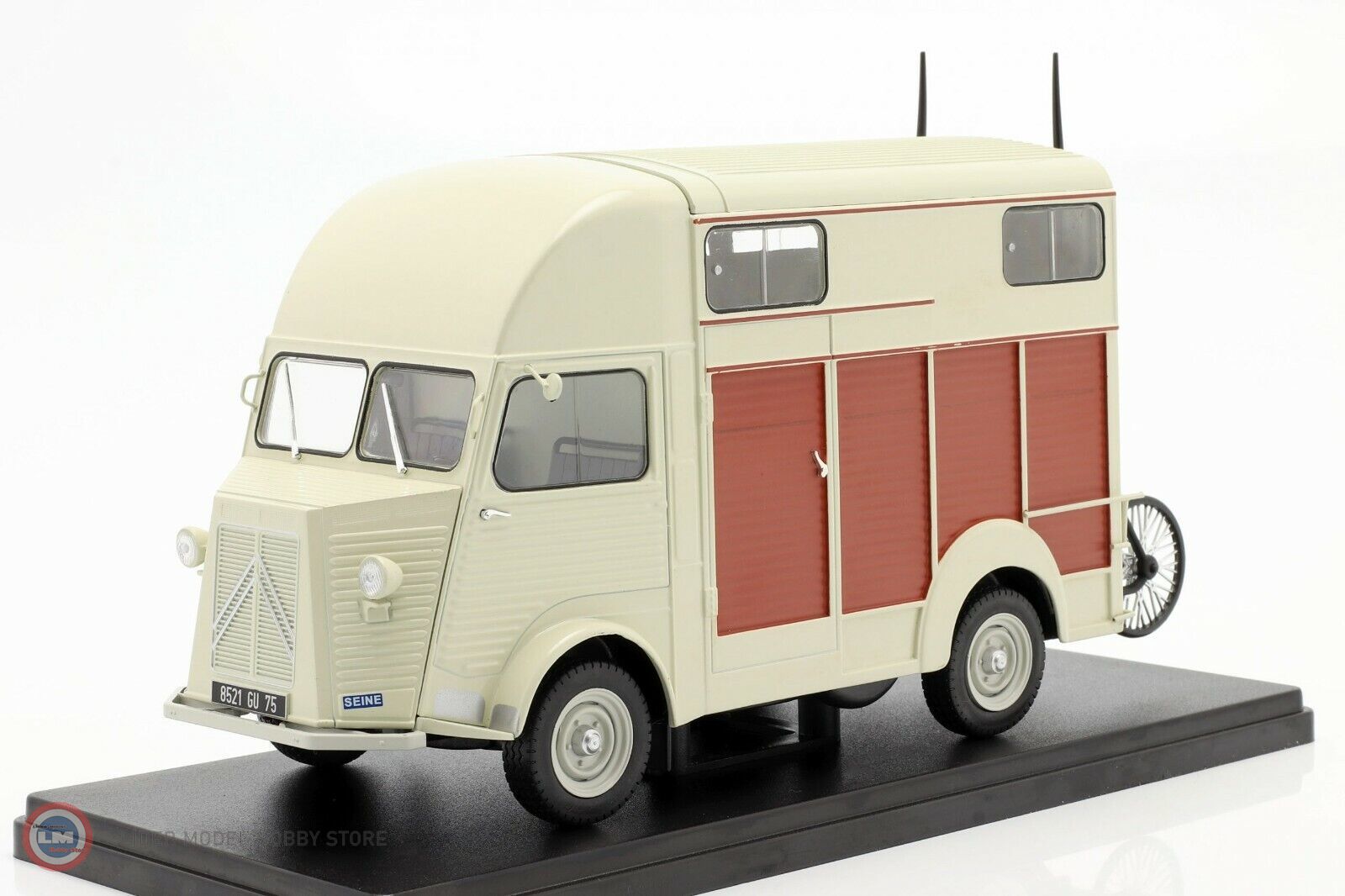 1:24 1958 Citroen Type h Van Heulıez