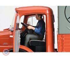 1:18 Schuco Mercedes Benz L911 Pritsche Plane