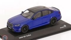 1:43 Solido 2024 BMW M5 Sedan – Marina Bay Blue