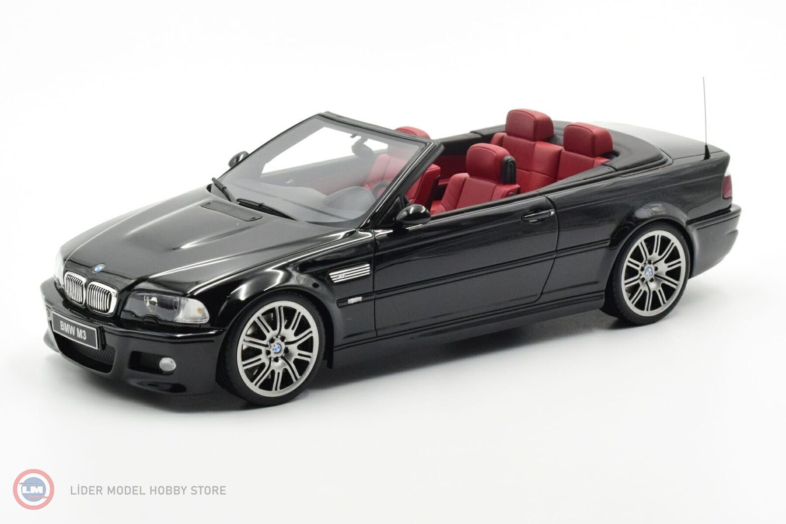 1:18 2004 BMW E46 Convertible M3