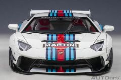 1:18 2018 Lamborghini Aventador - ''Martini'' Livery